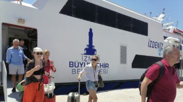 İzmirliler Midilli gezisini çok sevdi