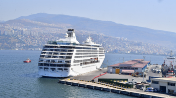 İzmir turizminde tarihi rekor