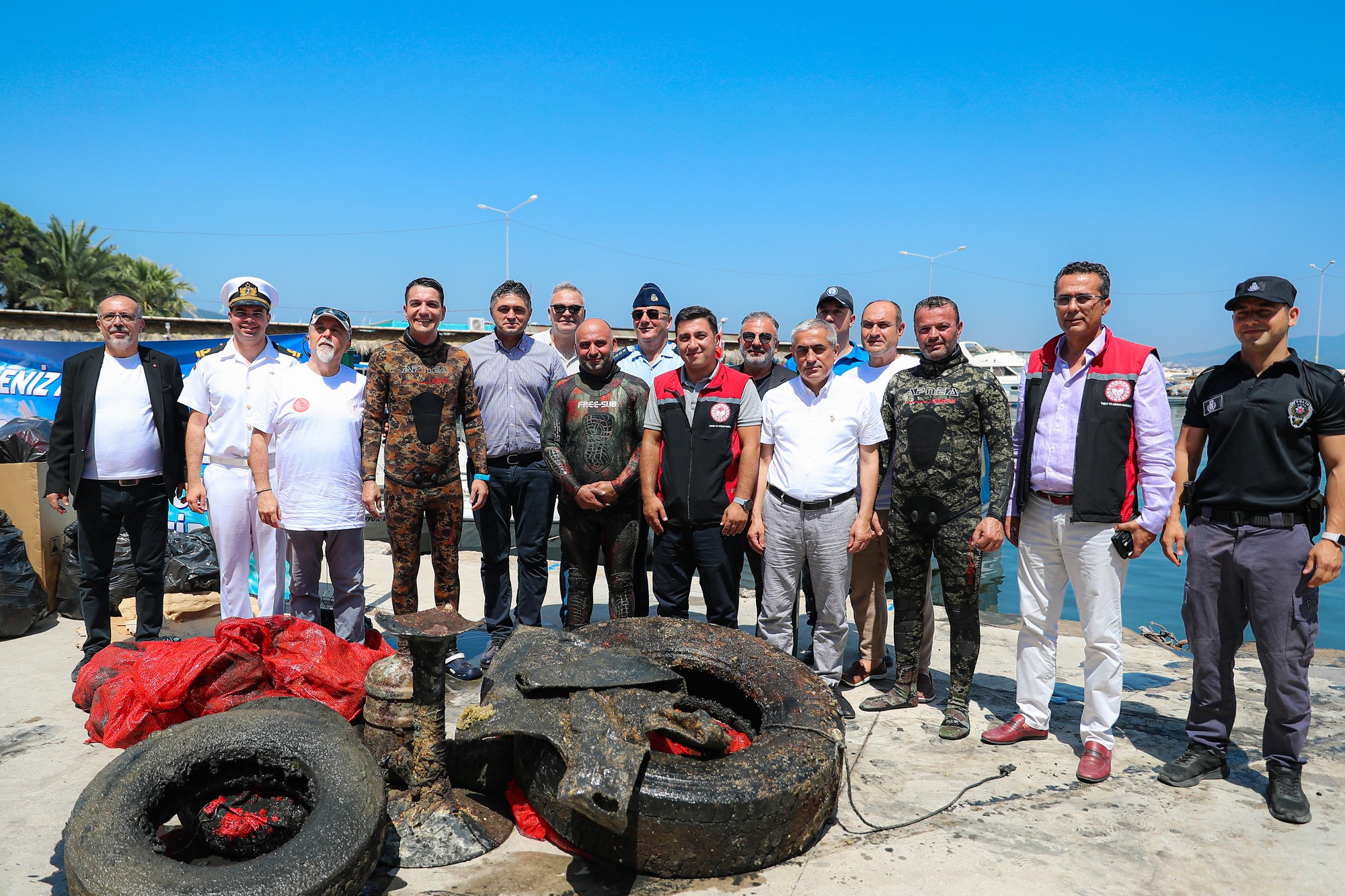 Aliağa’da ‘Çevre Haftası’ Deniz ve Çevre Temizliği İle Kutlandı
