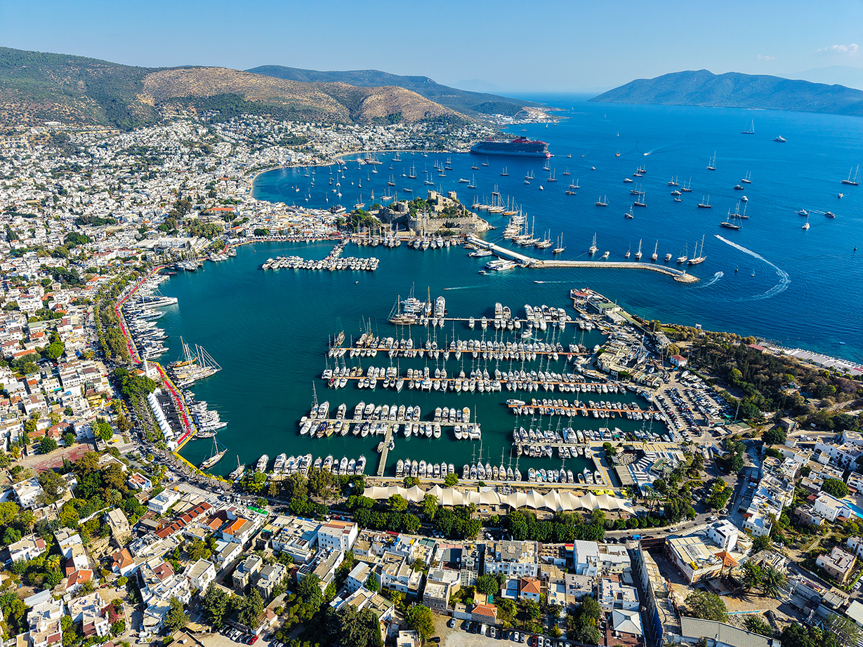 Başkan Orhan DİNÇ “Bodrum Denizcilikte Küresel Merkeze Dönüşüyor”